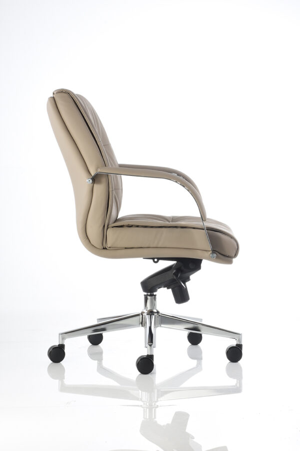 BM 4501 - Image 3