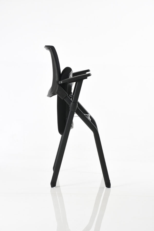 BM 585 - Image 3